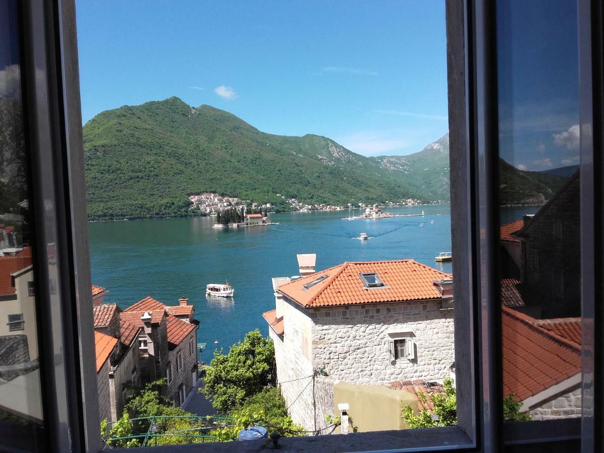 Guest House Dragutinovic ペラスト エクステリア 写真